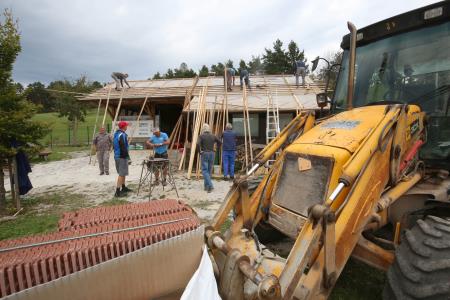 PRENOVA STREHE BK TIČNICA RAKEK 03 FOTO LJUBO VUKELIČ